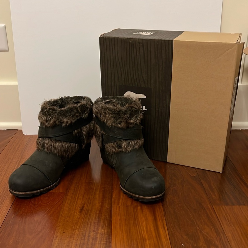 Sorel Joan of Artic Wedge Faux Fur Ankle Booties, Size 8